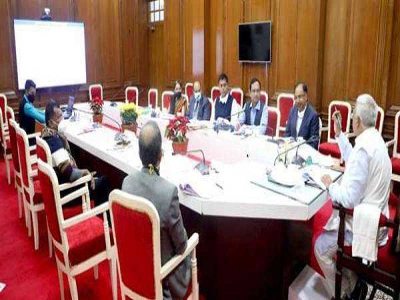 परीक्षाओं का बैकलॉग खत्म करें : राज्यपाल श्री पटेल