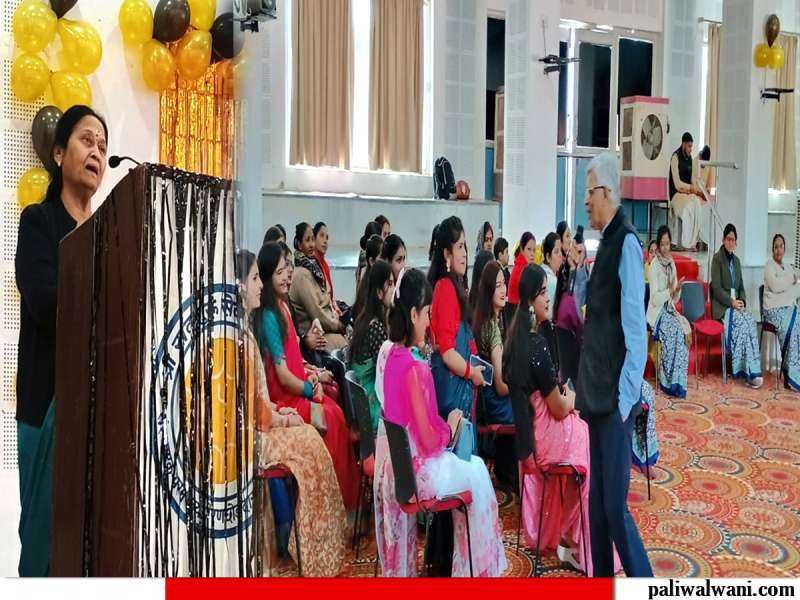 सद्गुरु पब्लिक हायर सेकेंडरी विद्यालय में आशीर्वाद समारोह आयोजित
