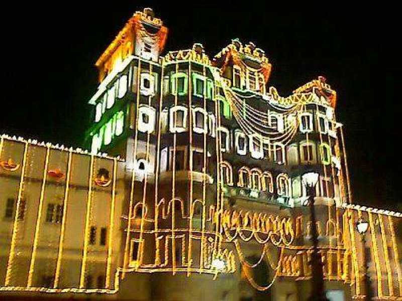 इंदौर के कुछ क्षेत्रों में 24 घंटे खुले रहेंगे होटल और रेस्त्रां