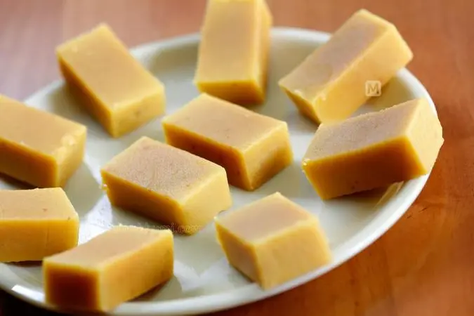 History Of Mysore Pak: मैसूर पाक मिठाई की कहानी जहां ‘पाक’ की जगह ‘श्री’ लगाने पर छिड़ा है विवाद