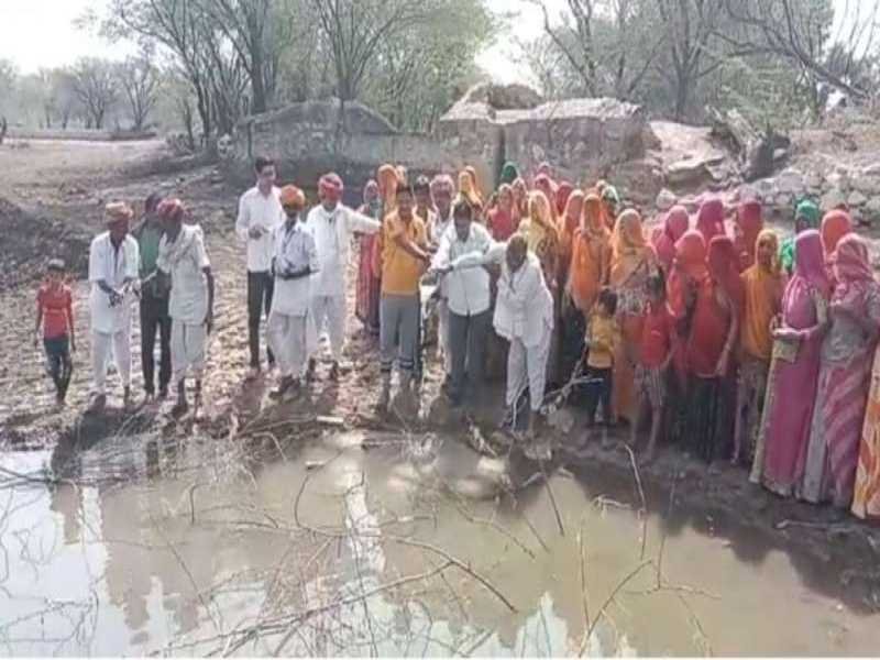 अच्छी बारिश की कामना के लिए इंद्र देव की पूजा अर्चना की