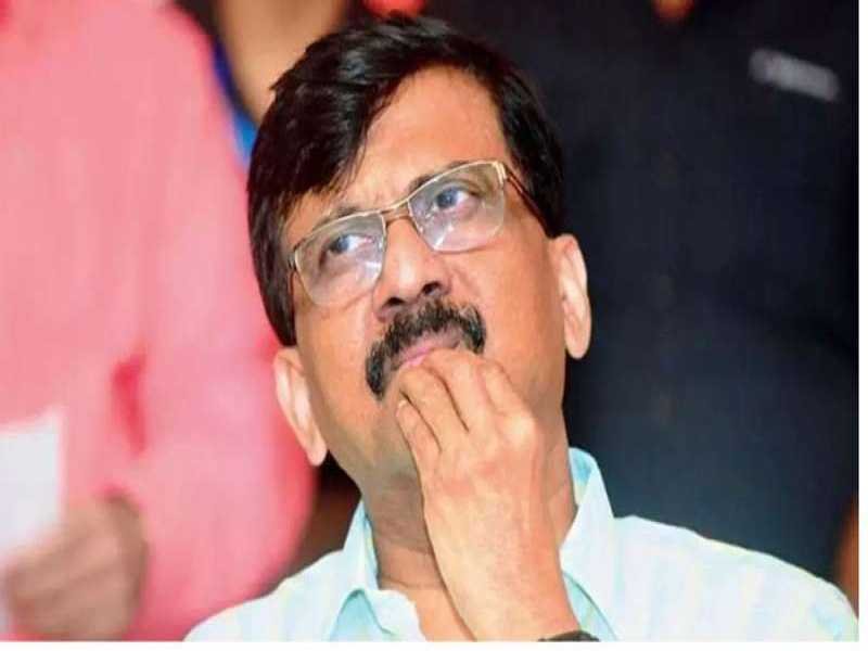 मानहानि केस में शिवसेना सांसद संजय राउत के खिलाफ वारंट जारी