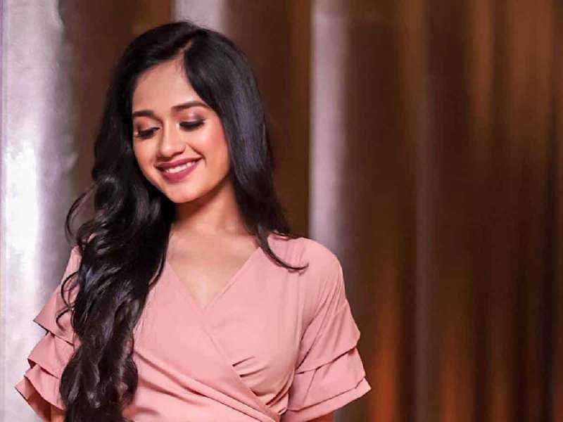खतरों के खिलाडी : ये रही शो की अब तक की 9 सबसे महंगी कंटेस्टेंट, इस हसीना ने सबको पछाड़ा