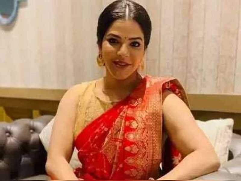 ED की नाक के नीचे से अर्पिता मुखर्जी की पैसो से भरी 4 लग्जरी गाड़ियां गायब, मचा हड़कंप