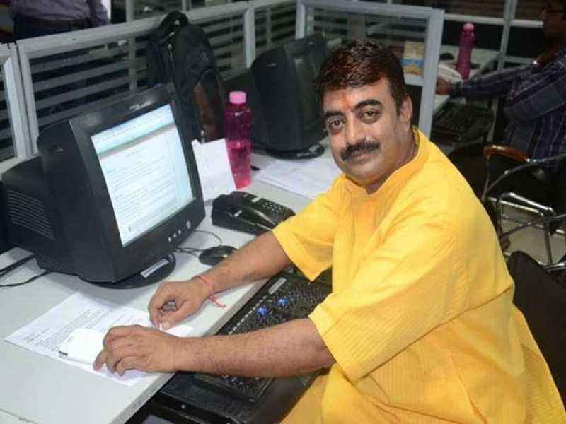 दूध में उफान पार्ट 2 : दूध का क्रीम निकालकर सप्रेटा मिलाकर बेच रहे दुकानदार : जांच के नाम पर जीरो बटा सन्नाटा