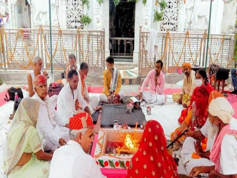 आमेट समाचार : क्षैत्र में अच्छी बरसात की कामना को लेकर इंद्र महायज्ञ व खेडा देवत की पूजा अर्चना