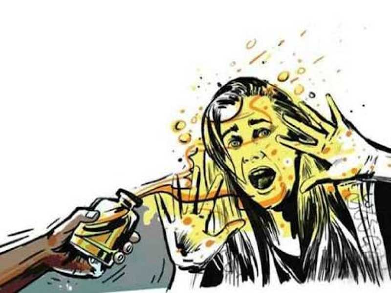 बिहार पंचायत चुनाव : हार से आग बबूला हुआ भतीजा, चाचा समेत परिवार के 7 लोगों पर फेंका तेजाब