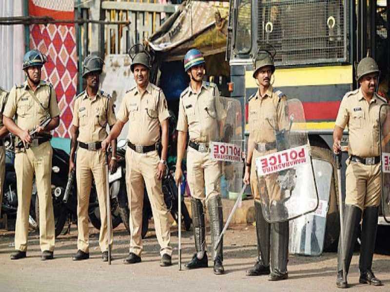 Latest Government Jobs In UP : यूपी पुलिस में भर्ती के लिए 20 जनवरी से शुरू होगी आवेदन की प्रक्रिया, 80 हजार से ज्यादा सैलरी
