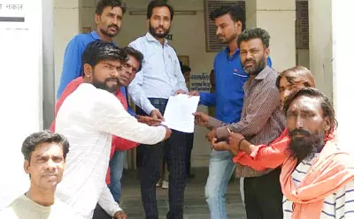 भारत में बहुजन समाज के साथ हो रहे अत्याचारों को लेकर बहुजन समाज संघर्ष समिति ने ज्ञापन दिया